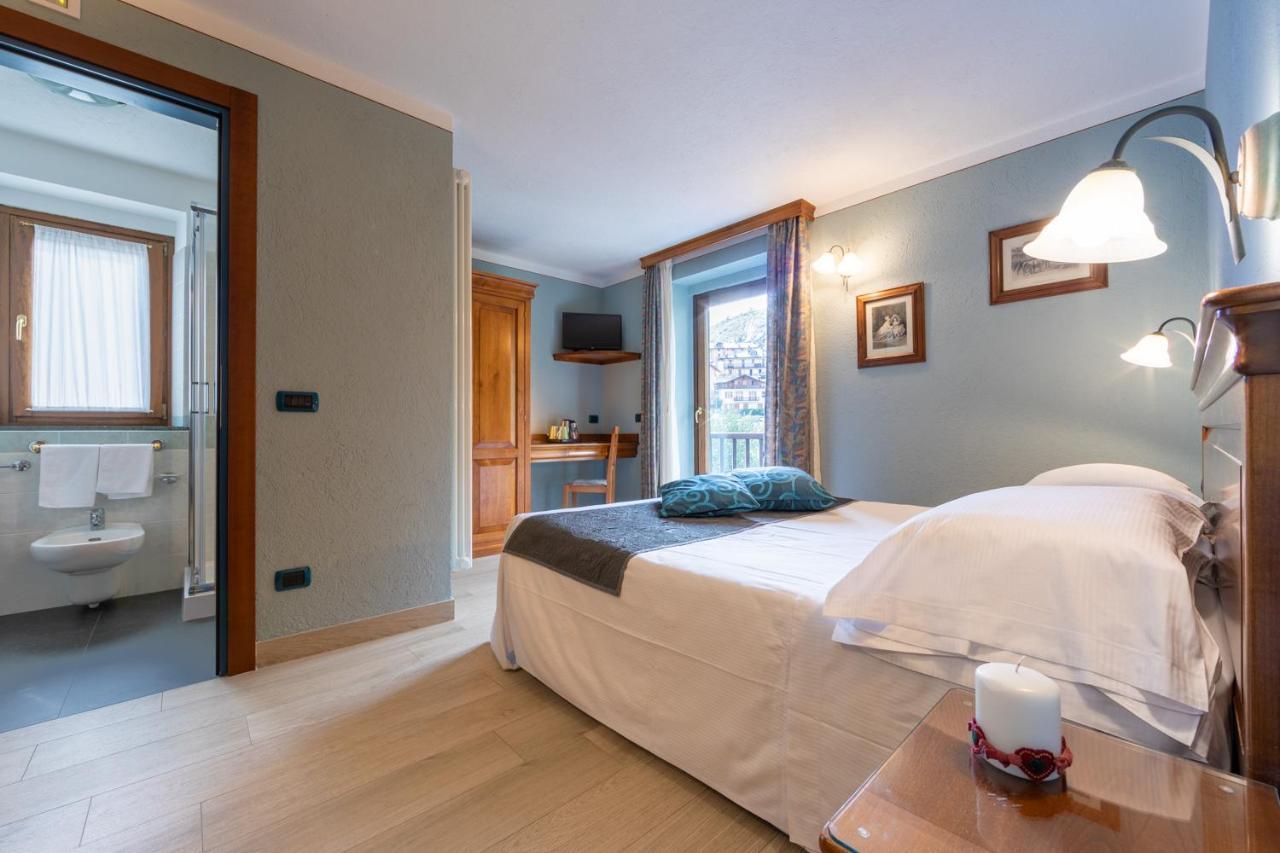 Hotel Du Glacier La Thuile Εξωτερικό φωτογραφία